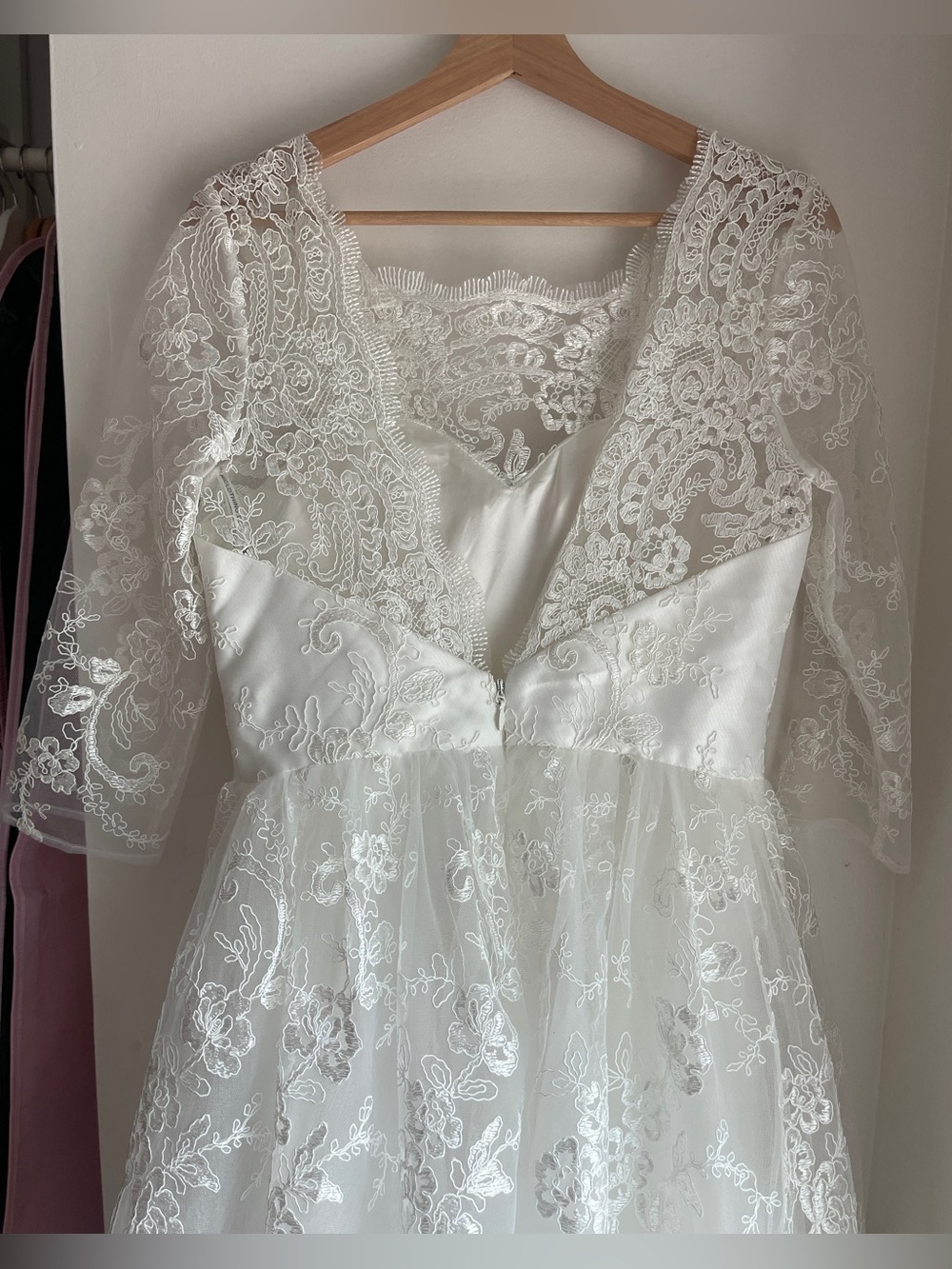 Bridal Sweetheart Neckline Woven Floral Embroidery Tea-Length Wedding Midi Dress - Picture 11 of 16